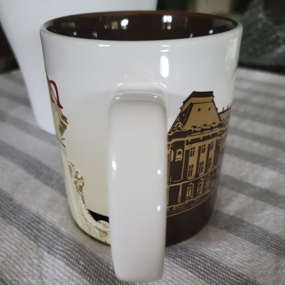 Starbucks Belgium Mug - Picture 2 of 6